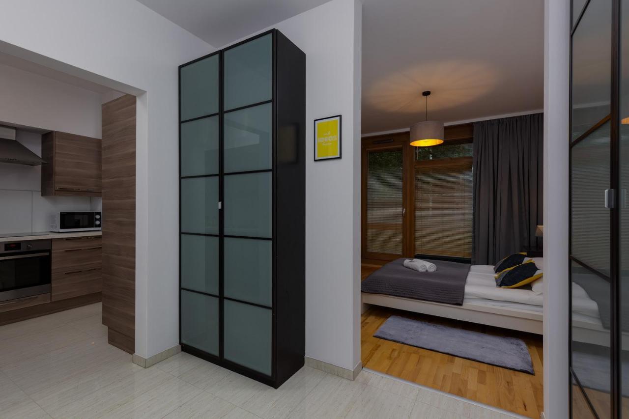 Kolejowa Apartments Warsaw By Noclegi Renters Esterno foto