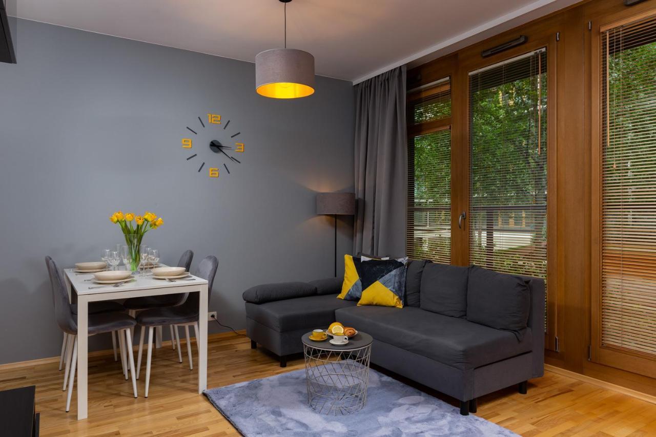 Kolejowa Apartments Warsaw By Noclegi Renters Esterno foto