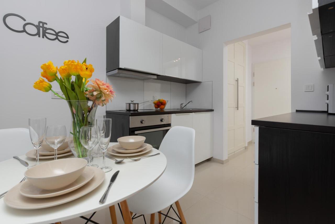 Kolejowa Apartments Warsaw By Noclegi Renters Esterno foto